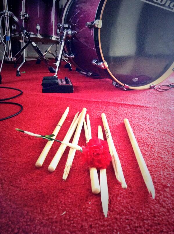 GhostBoyBand's tweet photo. My @vicfirth drumstick graveyard. Poor little 7As r.i.p. http://t.co/U2GHAATrYt