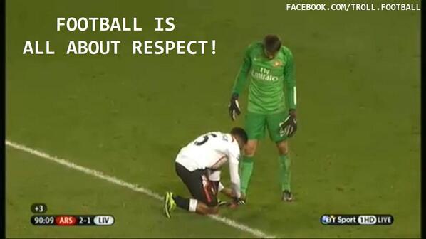 TheClubPark's tweet photo. Football http://t.co/kaq5nDXnxc