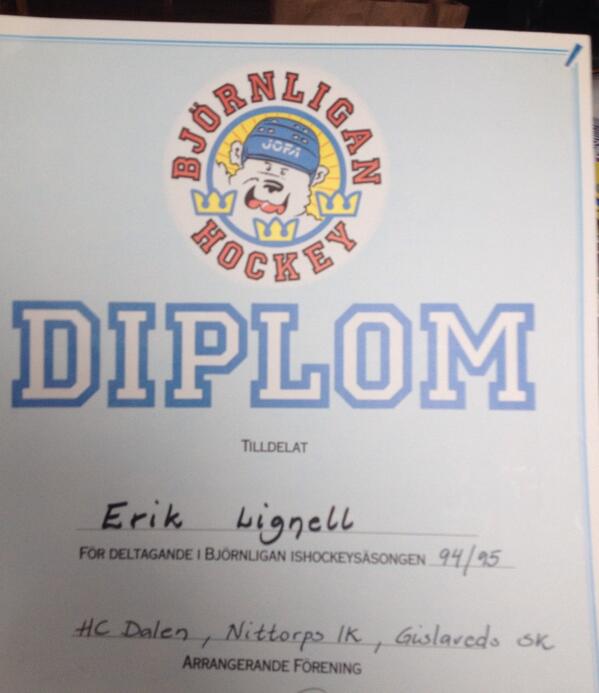 erik_lignell's tweet image. Hittade ett diplom från tiden då man fortfarande hade chansen att bli NHL-spelare. #poolspel #NittorpsIK