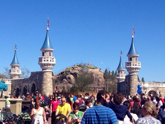 BgngnLEIYAITTJh.jpg:large