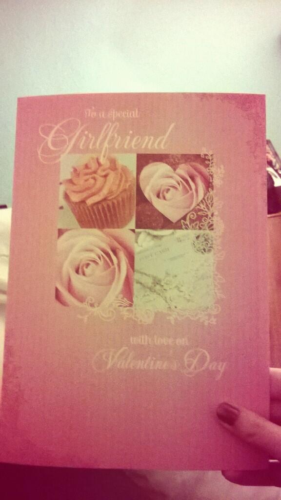 JCATSForLife's tweet image. Boyfriends been in hospital over a week,only got out yesterday and rushed to get a late valentines day card,bless!