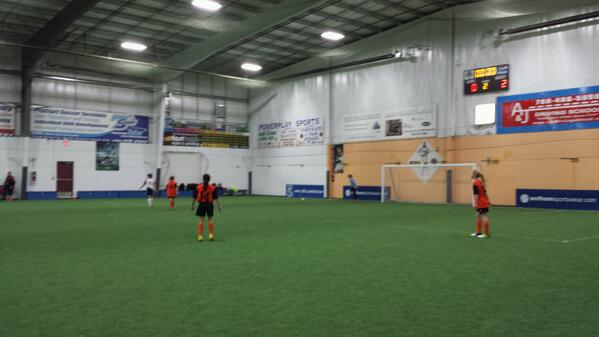 luu_don's tweet photo. Up 2-0 late second half! Vs blizzard Bayern. http://t.co/NAYdbHbIxG