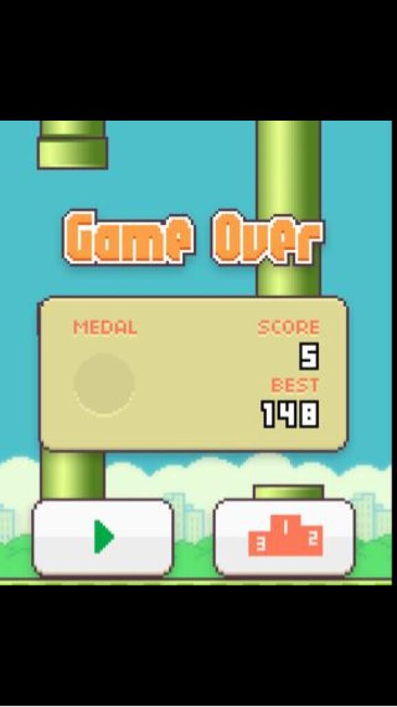 VerySkiledGamer's tweet image. Fucking beat that u little shits fuck flappy bird