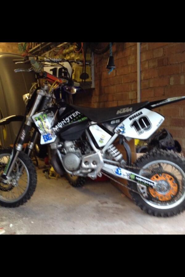 LaytonBaker's tweet image. My boys new bike ready for his birthday #graphicspersonalised💙