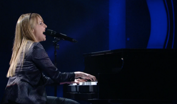 laportestephane's tweet photo. Grande pianiste, grande chanteuse. #LaVoixTVA http://t.co/S1s4CqHj7V