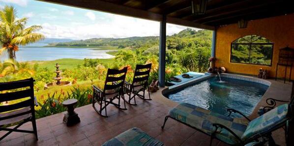 AmazingREPix's tweet image. What a view!