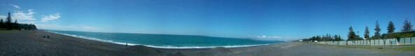 kiwichicknzuk's tweet photo. A well lush day at Napier #gigatownnapier http://t.co/lQapUxwfMO