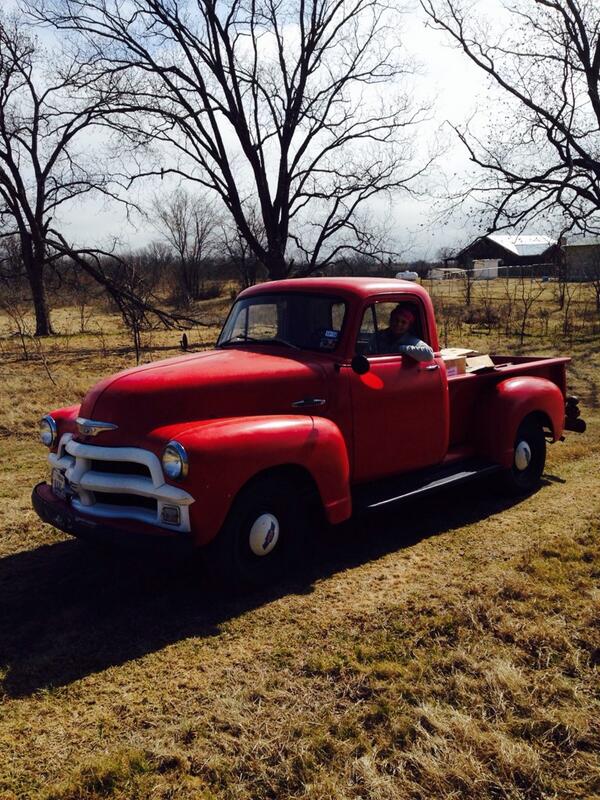 RoxyLately's tweet photo. http://t.co/qv1aIJetjN @ToddSaumier #dreamtruck picture us riding in this together?! I'd drive of course! #countrydrivesinupstateny