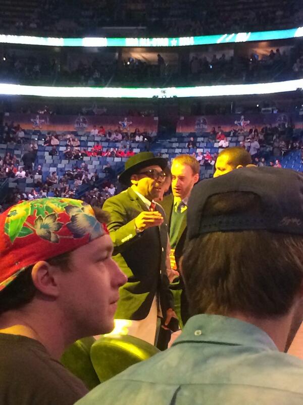 J_BASARIA's tweet photo. #SpikedOut before the All Star Game. Literally. http://t.co/5Rzl5aYmT3
