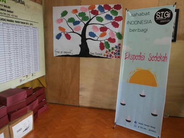 SIGiMmju's tweet photo. Terima Kasih untuk para donatur..semoga kita bisa beramal lagi dalam ekpedisi sedekah2, 3, 4, 5, dst http://t.co/FZzYK8Iztq