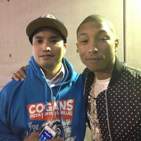 Pharrell's tweet image. Thank you @chadhugo, meant a lot to me to share the stage with you tonight. #NERDforever