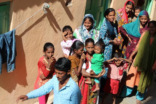 COMAustralia's tweet photo. 'Seeing Lives Transformed' in the nation of #India #Missions http://t.co/Gx4PbFdep5