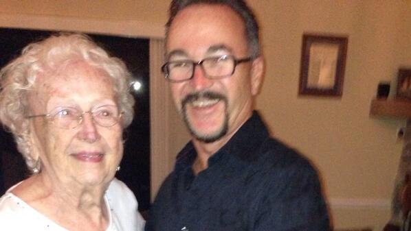 MarySerena's tweet photo. Please pray for my 91 year old Momma! She's having surgery @ 8 am tomorrow to remove cancer her GYN recently found. http://t.co/JnzNH5jJcc