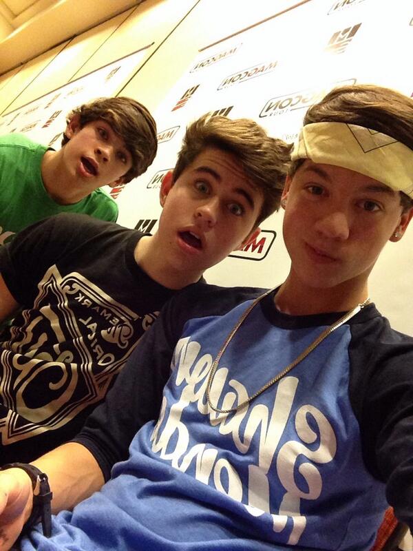 Taylor Caniff (@ryliee10) / Twitter