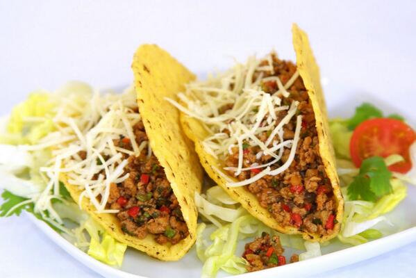 justonejob's tweet photo. Who doesn't love tacos http://t.co/Lze1oN9Gf6