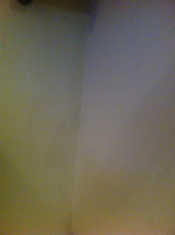 picsofmywall's tweet image. 