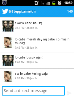 Steppizamelon's tweet photo. HAHAHAHAH ngakak bett RT@srashaabilaa: Dih ngakak gue.wkwkwk. kangen loe somat @steppizamelon http://t.co/7i5VTzePlR