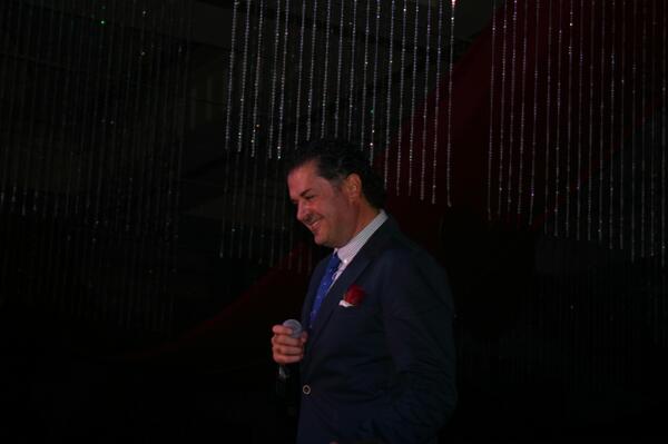RaghebAlamaNews's tweet photo. #صورة - ملك المسارح "العلامة الفارقة" سعادة #السفير #السوبرستار #راغب_علامة يُلهب ليلة عيد العشاق في #القاهرة
#Pic45 http://t.co/K3SEPW1FCK