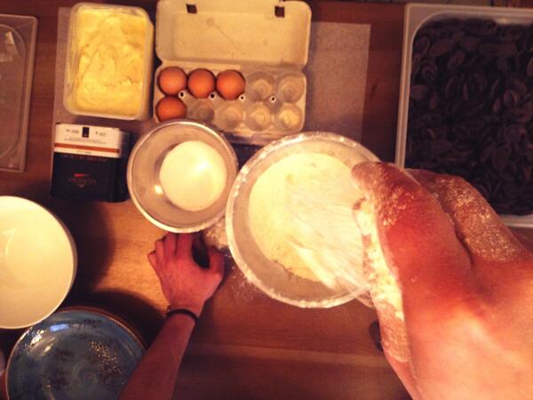 Top šokolādes kūka šīs dienas pusdienlaikam Smilšu ielā14 by <a href="/thetaskans/">Arturs Taskans</a> #3naži