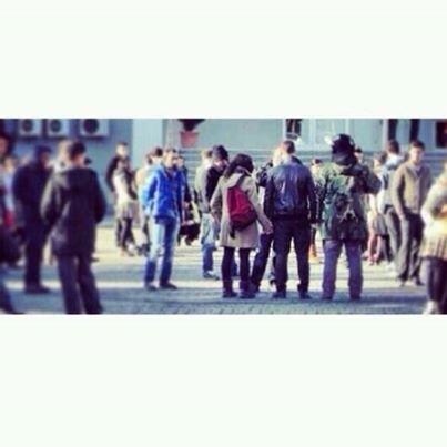 zeynepkerem22's tweet photo. 35.bölüm okul setinden, ZeyKer el ele... http://t.co/X4eC44S3mu