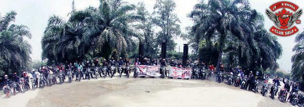CBOCS's tweet photo. Terimakasih dulur @klasefic dan #SRASEFIC yg sudah mensupport 1st anniversary kita:) cc: @InfoTouring http://t.co/NZHIXIiUNO