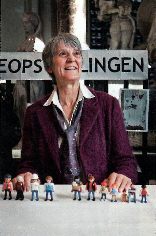 Mia_Macke's tweet photo. Ik stond in het #Volkskrantmagazine van afgelopen zaterdag? #familieopstellingen op #Paraviewbeurs werkt ook. http://t.co/fv7q3isAHh