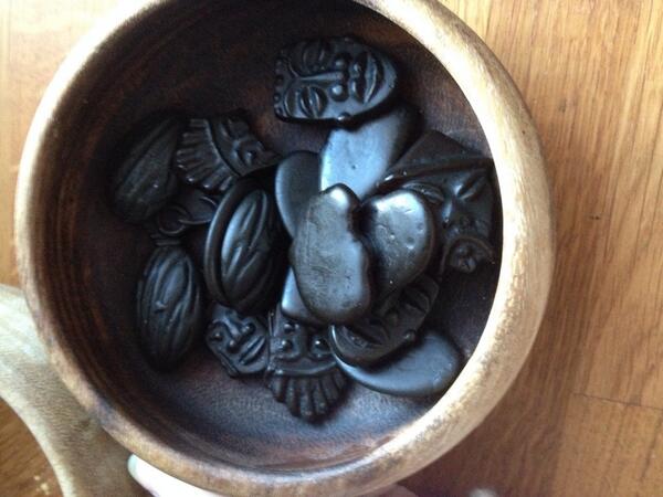 MarinaFaurschou's tweet image. De forbudte Haribo lakridser har fundet vej til mit hus! #noooooo #paspå #ejvel