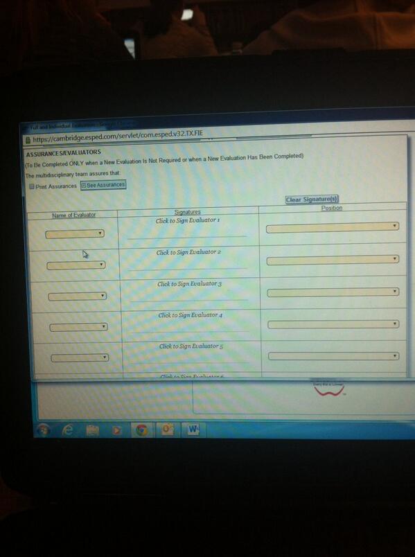 Laura Deeken tweet media