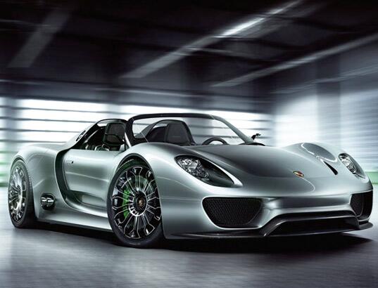 tech_awesome's tweet image. Porsche&apos;s 918 Spyder Hybrid, wow! The shift to electric cars is on.. or is it? #porsche #electric