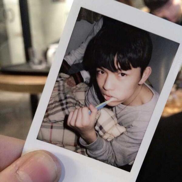 topmir33's tweet photo. #Polaroid http://t.co/pOfMJnmKJh