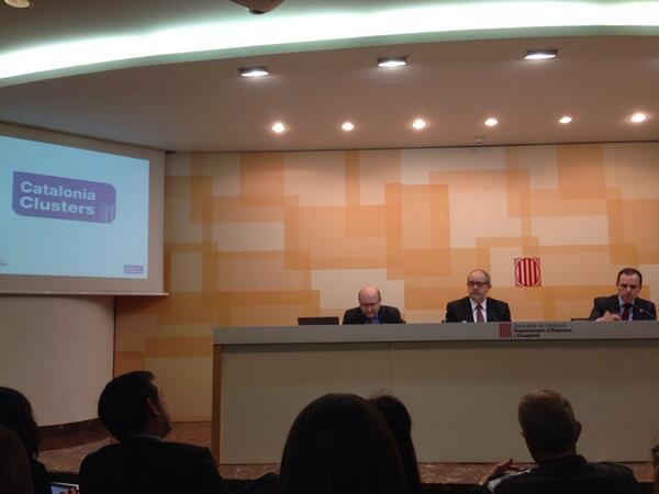 santisanchez's tweet image. A la presentació de #CataloniaClusters amb @cluster_tic i 24 Clusters més