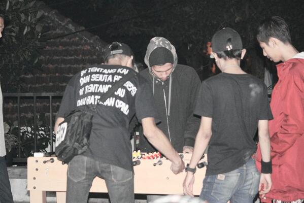 Foosers_CJR's tweet photo. CIANJUR FOOSERS SYNDICATE // FAMS FOOSBALL TEAM (F2T) (19 photos) @Foosers_Indo @dopecafearte @FAMSofficial http://t.co/RYLfArWUIN