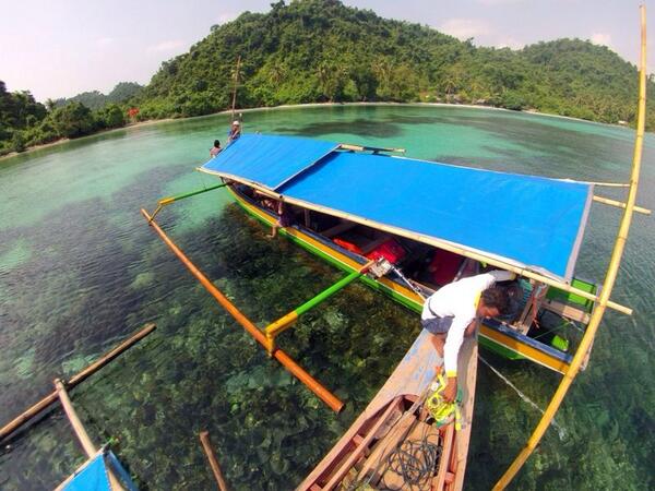 annekobe's tweet image. Done this! RT @Dive_ID Pulau #Pahawang, #Lampung.
Pic by @polinomsetia #DiveTalk #beach