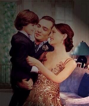 weluvedwestwick's tweet photo. The BASS family :') ♥️♥️>>>>>>>>>> http://t.co/7FChFNgdIy