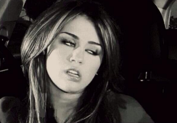 StumblerTop's tweet photo. when the person i hate is speaking http://t.co/tVaI7GdrtE