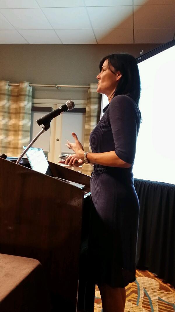 LaurieCl13's tweet image. Presenting #webgovernance with @vispoint @dianeyoshi @ #CASEWaves