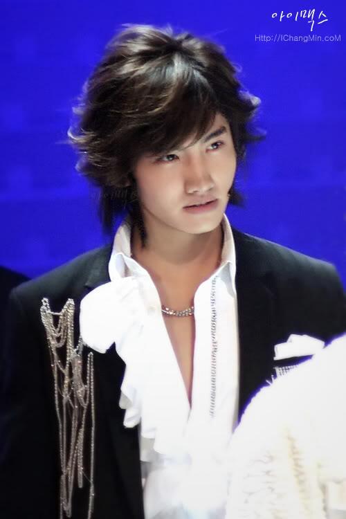 BgrmSplCYAAD66N.jpg:large