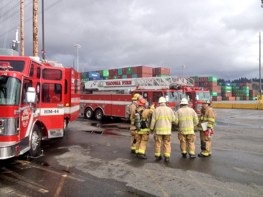Fire on Twitter "The leak has dissipated and now crews are