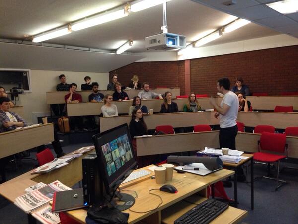 boycottUoL's tweet photo. Dan cooper speaking about #3cosas at Warwick uni http://t.co/veVE8ETGNG