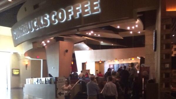 DanielleSNOUT's tweet image. RT if the @Starbucks line is your least favorite thing about #2014wvc/#WVC2014 &amp;gt;_&amp;lt;