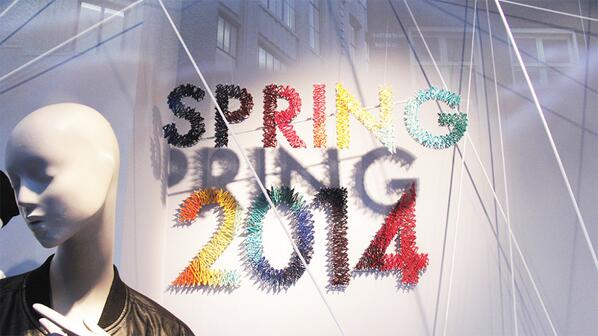 theBWD's tweet image. String Art Spring Window Display 2014 @Bershka thebwd.com/bershka-string… via @theBWD #Bershka #SpringWindow #StringArt