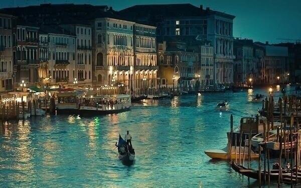 ThatIsEarth's tweet image. Venice, Italy