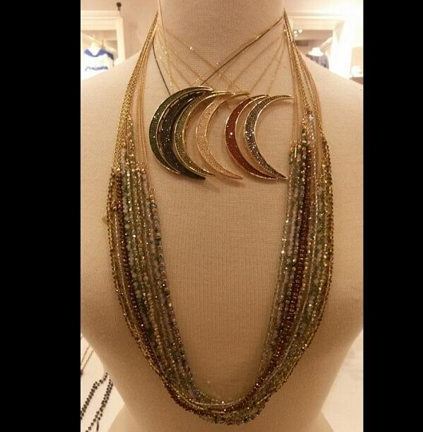 RubyBoutiqueAZ's tweet photo. Last day to get 20% off Swarovski moon necklaces! #Swarovski #trendy #fashion #Jewelry  #necklace http://t.co/fUG2QzL1Xo