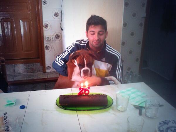 NachoGH8's tweet photo. Bonito día el de hoy, gracias por las felicitaciones y por los regalitos @IsabelHermanas @SilviaLpzCallen http://t.co/JhPngoM63r