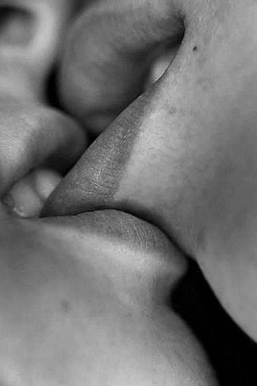 Lip biting. 👌