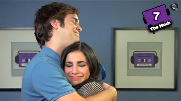 FalseForever's tweet image. She's kinda adorable...