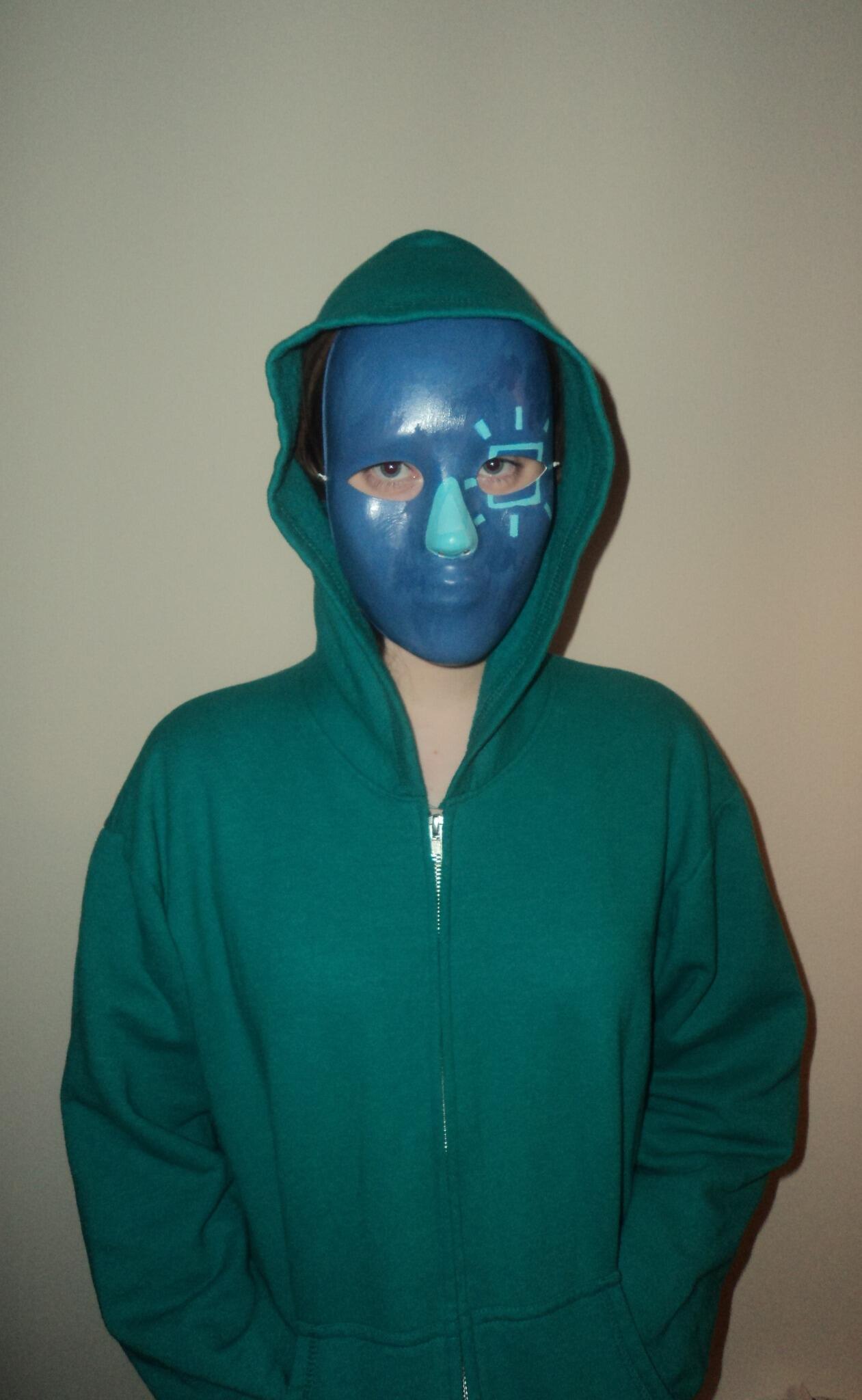 Lucas Pope on X: Great cosplay solution for the EZIC eye star:  “@KrisMactavish: Here's my Neo-Ezic cosplay   / X