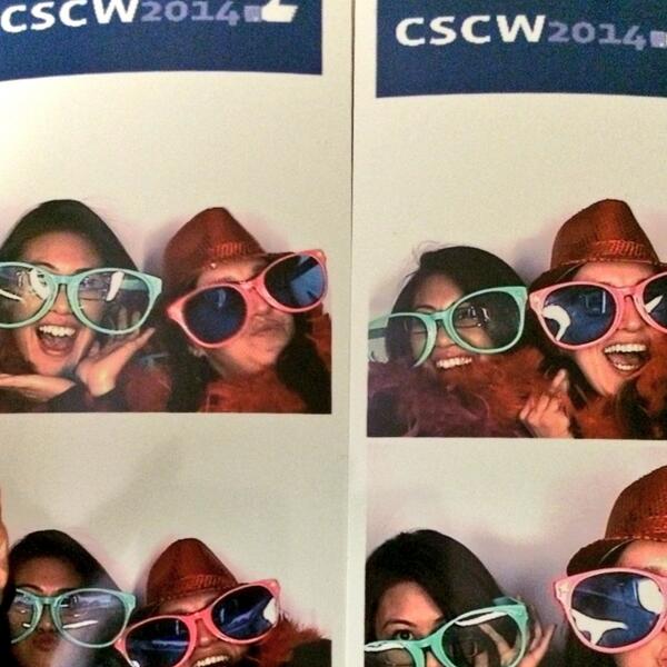 ranniefinds's tweet image. What&apos;s this?! Co-author photo op! @13ps #cscw2014 #jumboglasses #featherboas