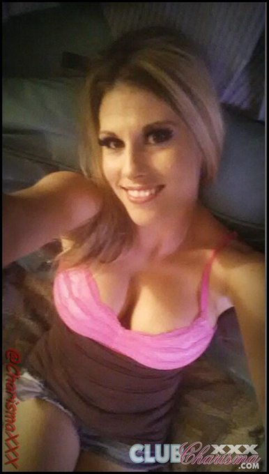 Going #liveonstreamate w/ my girl @NataliexVegas in a minute!  http://t.co/1kQ9bn9zlW for all the fun<a href="/tag/liveonstreamate"class="tags">#liveonstreamate</a><a class="tags" target="_blank" title="On Twitter" href="/?out=eyJ0eXAiOiJKV1QiLCJhbGciOiJIUzUxMiJ9.eyJpYXQiOjE3MjA4NTUzNzAsImlzcyI6InR3cG9ybnN0YXJzLmNvbSIsIm5iZiI6MTcyMDg1NTM3MCwiZXhwIjoxNzUyMzkxMzcwLCJyZWRpcmVjdF91cmwiOiJodHRwczovL3R3aXR0ZXIuY29tL05hdGFsaWV4VmVnYXMifQ.iZozH7s1yODef4iswnOBWqKqdP7QfPMxFMIn5RC-15K9h0Q0LbkqBP4VVphj9RYQvP8gCRUdLkGddXAoZ1gzJw">@NataliexVegas</a>