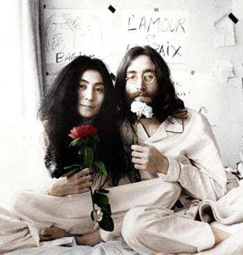 Zeit_Heist's tweet image. On this day in 1933 Yoko Ono was born. What a woman. All you need is love! #ZeitHeist